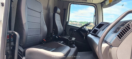 Vw 31330 Ano 2023 Caçamba Ramah 14 Mts