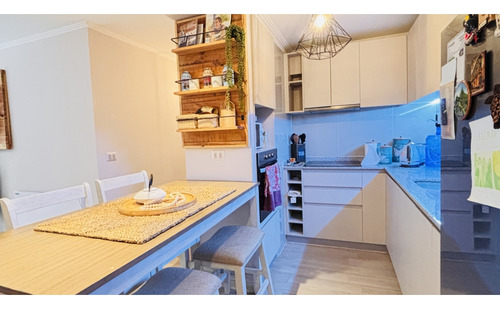Venta Altos De Curauma Con Patio , 2d+2b Hermoso