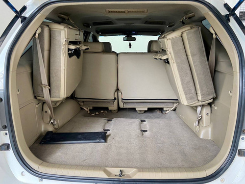 Imagem 3 de 11 de Toyota Hilux Sw4 3.0 Srv 4x4 7 Lugares 16v Turbo