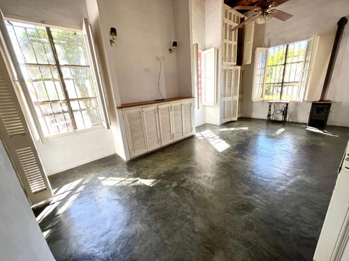 Hermosa Casa Quinta (barrio Los Antiguos)