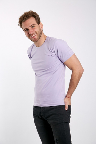 Imagen 2 de 4 de Remera Premium Hombre ALG. Elastizada Entallada / Slim Fit