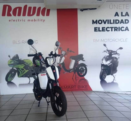 Imagen 3 de 6 de Ralvia Scooter Smb