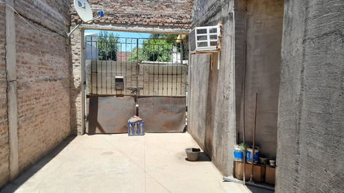 Se Vende Casa En Santo Tome Con Local Comercial