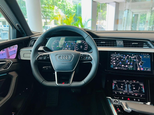 Imagen 21 de 25 de Nuevo Audi E-tron Sportback 55 Quattro Sline Electrico 2022