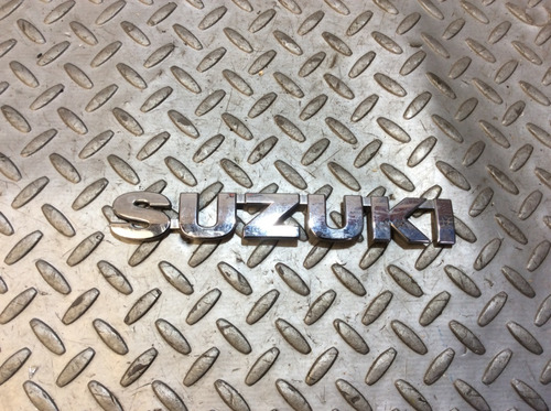 Emblema Cajuela 2 Suzuki Vitara Mod 16-20 Original