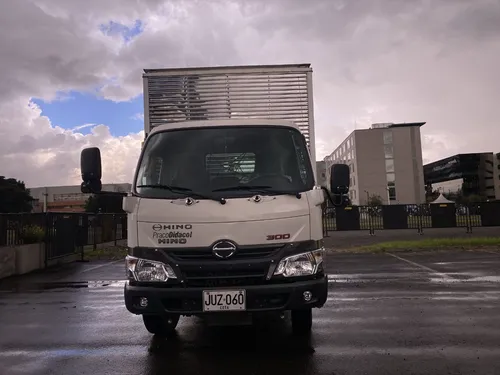 Hino 300 Pro Xzu640l- Hkmln3 4.0 Mt 2022