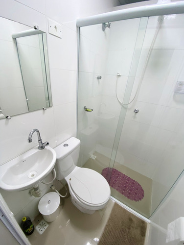 Apartamento Com 2 Dormitórios, 2 Suítes E 3 Banheiros