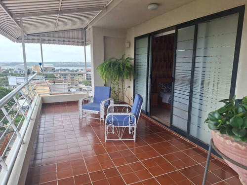 Alquiler, Penthouse De Lujo, Tipo Hotel, Con Todos Los Servicios Incluidos