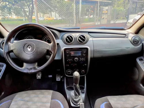 Renault Logan 1.6 Dynamique Fii