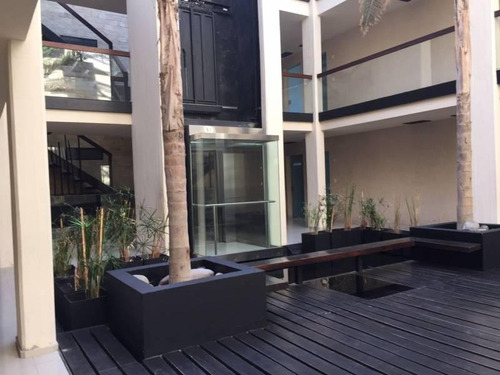 Oficina En Rivera Park A La Venta