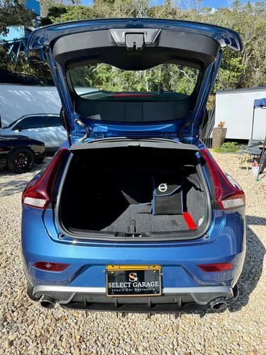 Volvo V40 2.0 T4 Drive-e R-design
