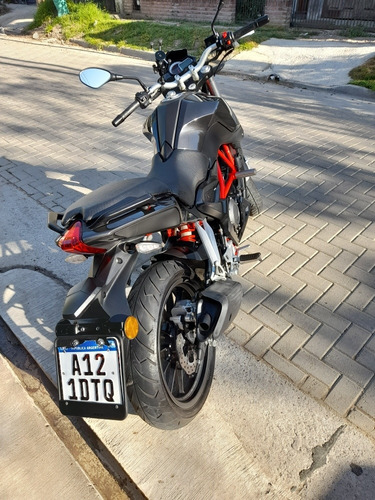 Imagen 23 de 23 de Benelli Tnt25