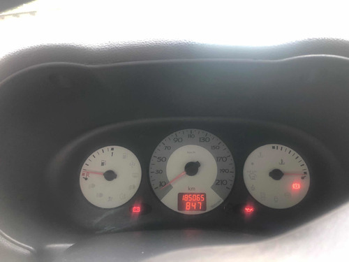 Renault Clio 1.2 Athentique 2006