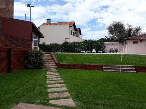 Imagen 22 de 26 de Chalet 5 Ambientes Con Parque Y Piscina Venta San Carlos Mar Del Plata