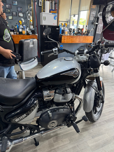 Royal Enfield 650cc Super Meteor