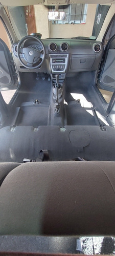 Imagen 1 de 5 de Limpieza De Tapizados Y Interior Completos
