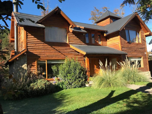 Venta Casa San Martin De Los Andes, Barrio Los Robles, Todos