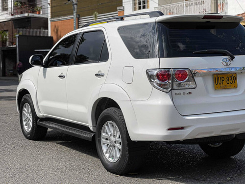 Toyota Fortuner 2015 3.0 Sr5 169 Hp
