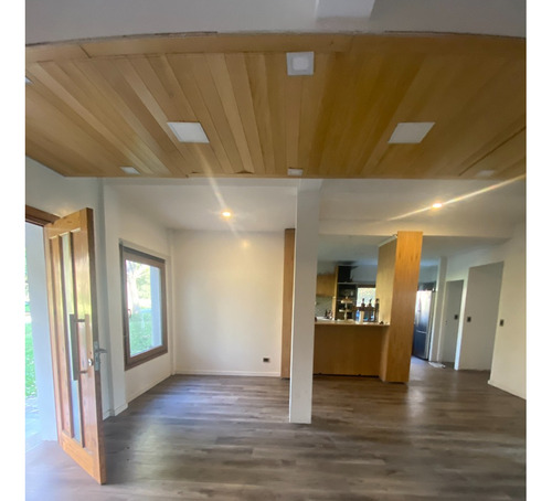 Venta De Casa En Saint Thomas Norte En Canning
