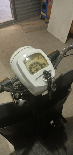 Imagen 5 de 6 de Zanella Tricargo Max 125 2018 Permuto 4x4 O Moto