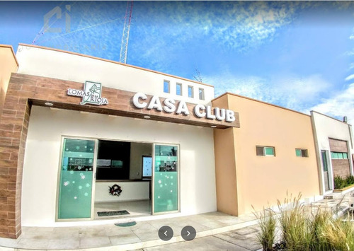 Casa En Venta En Lomas De La Rioja En La Riviera Veracruzana 3 Habitaciones 2.5 Baños