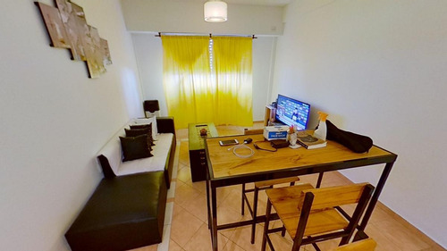 Imagen 4 de 10 de Departamento De Un Dormitorio · 43 M² · Planta Baja