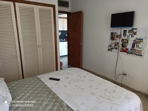 Imagen 5 de 14 de Apartamento Vacacional Caraballeda Frente A La Playa 0424-2821635