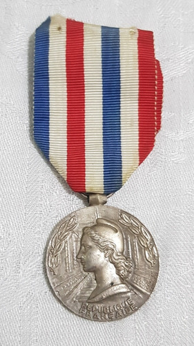 Medalla De Honor Del Ferrocarril Francia 1960 G50