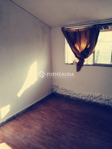 Departamento En Venta De 2 Dorm. En Maipú