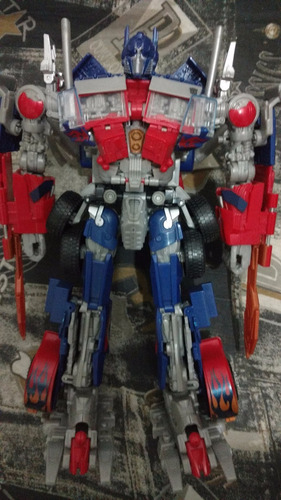 Transformers  Optimus Prime Leader Class