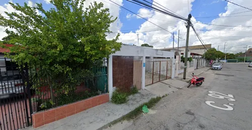 Casa En Venta En Colonia Centro Obrera, Mérida, Yucatán. Af*