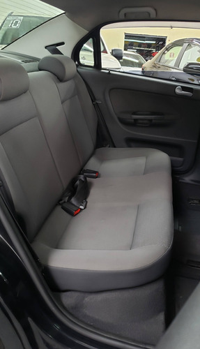 Imagem 7 de 10 de Volkswagen Voyage 1.6 Mi Trend 8v Flex 4p Manual
