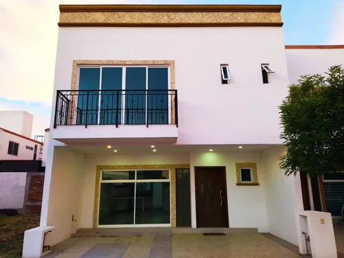 Casa En Venta Maderas Residencial Celaya