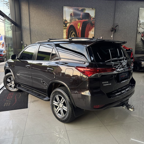 Toyota Hilux SW4 Hilux SW4 SR 4x2 2.7/ 2.7 Flex 16V Aut.