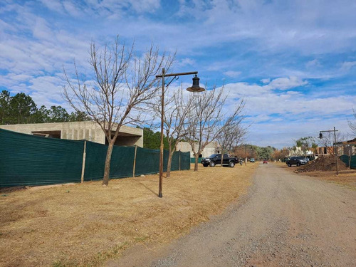 Imagen 4 de 16 de Terreno En Venta Chacras De La Villa