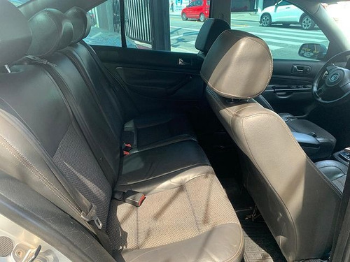 Volkswagen Bora 2.0 Mi 8v 2010