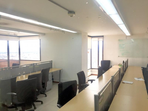 Imagen 1 de 17 de Oficina En Arriendo En Bogotá San Martin