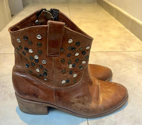 Botas Texanas Sibyl Vane Talle 39 Cuero