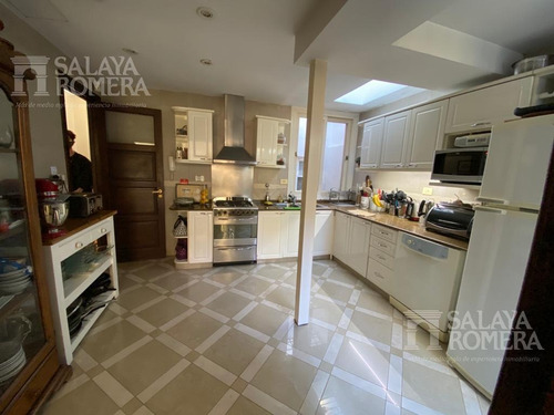 Imagen 15 de 30 de Casa 390 Metros, Hermoso Lote Y Jardin - La Lucila