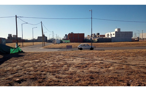 Imagen 3 de 6 de Manantiales Solares 294m2 Apt Dúplex