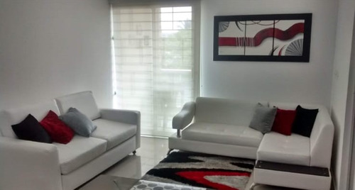 Apartamento En Venta En El Poblado, Barranquilla.