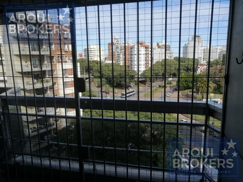 Imagen 16 de 18 de Apartamento 3 Dormitorios En Venta En Parque Rodó Con Garaje