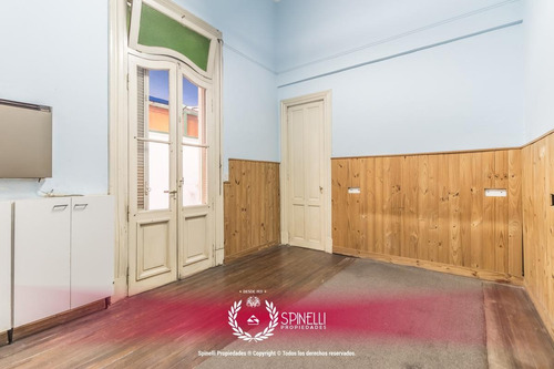 5amb C/dep · 211m² · Pb! 2 Patios! S/exp! Apto Prof! A Refacc! · Oportunidad!