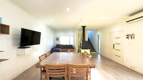 Casa En Venta En Sicardi 3 Dormitorios Parque