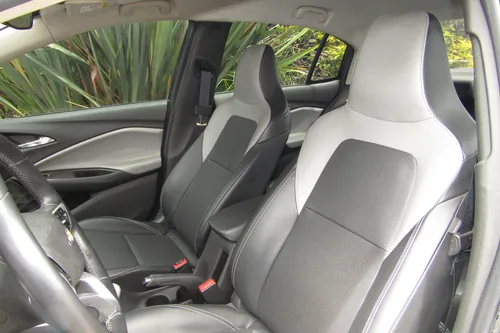 Chevrolet Onix 1.0T Premier At