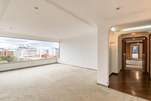 Apartamento En Venta En Chicó Reservado. Cod V15567