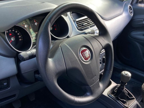 Fiat Punto Punto 1.6 ESSENCE 16V FLEX 4P MANUAL