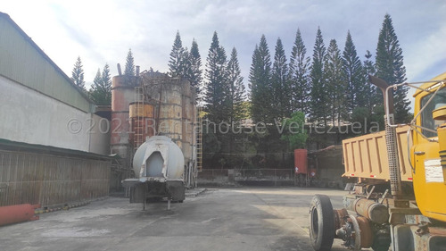 Galpon Fabrica Industral En Venta La Victoria Zona Industrial 5800m2 Depositos Oficinas Area Taller Carga Y Descarga Pesada Vigilancia Estef 22-12781