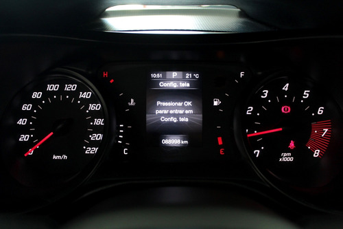 Imagem 9 de 14 de Fiat Cronos 1.8 Precision Flex 4p Automático 6m - 2019