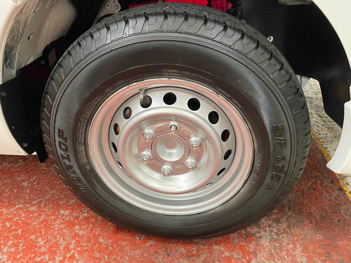 Imagen 11 de 11 de Nissan Urvan 2020 2.5 12 Pas Aa Mt